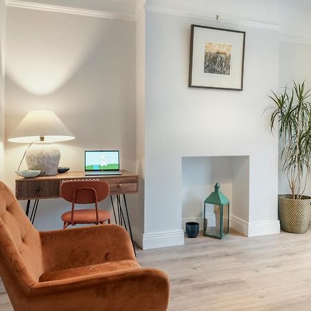 Close To City Centre Stylish 3 Bedroom House ベルファスト エクステリア 写真