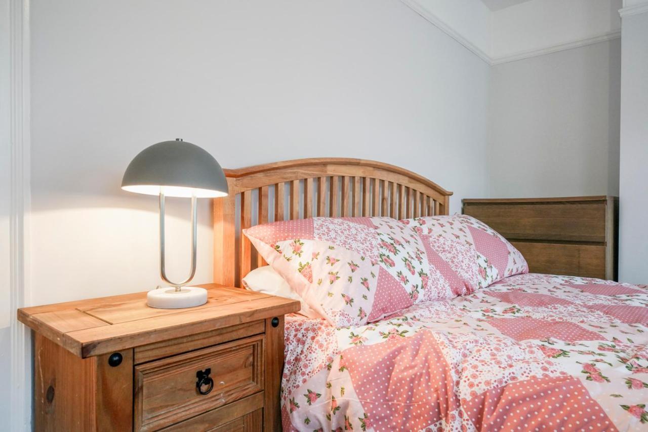Close To City Centre Stylish 3 Bedroom House ベルファスト エクステリア 写真