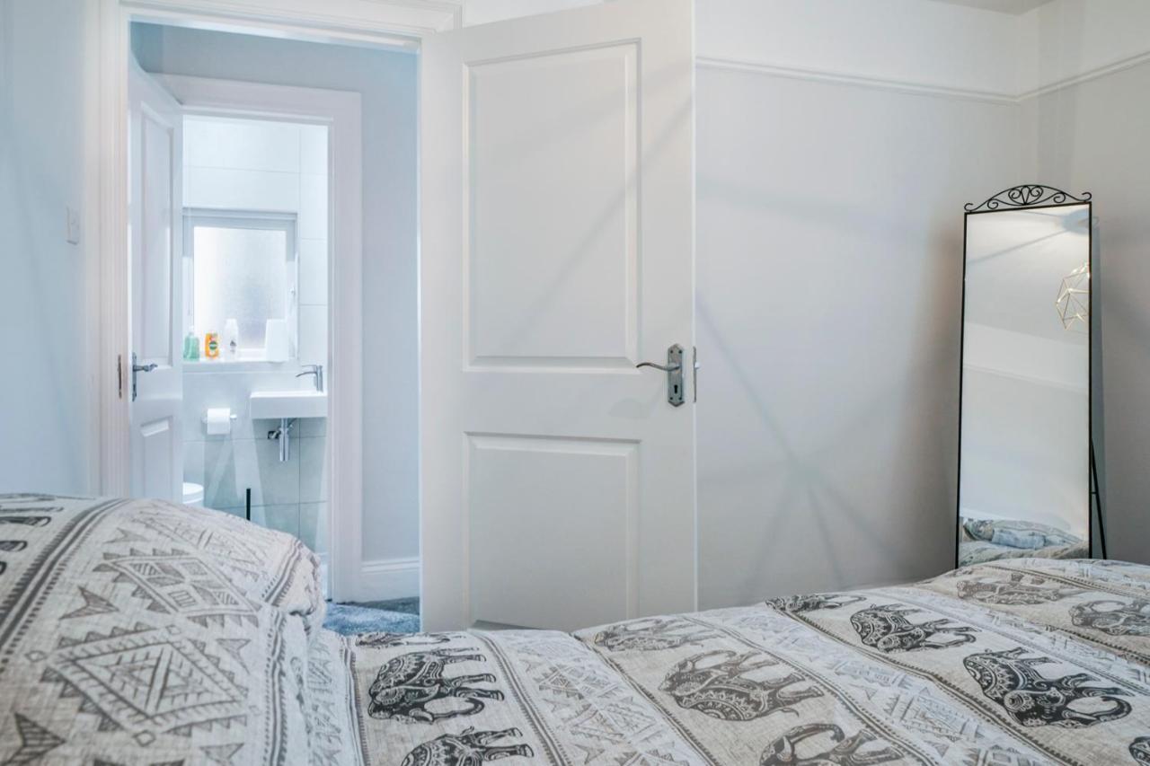 Close To City Centre Stylish 3 Bedroom House ベルファスト エクステリア 写真