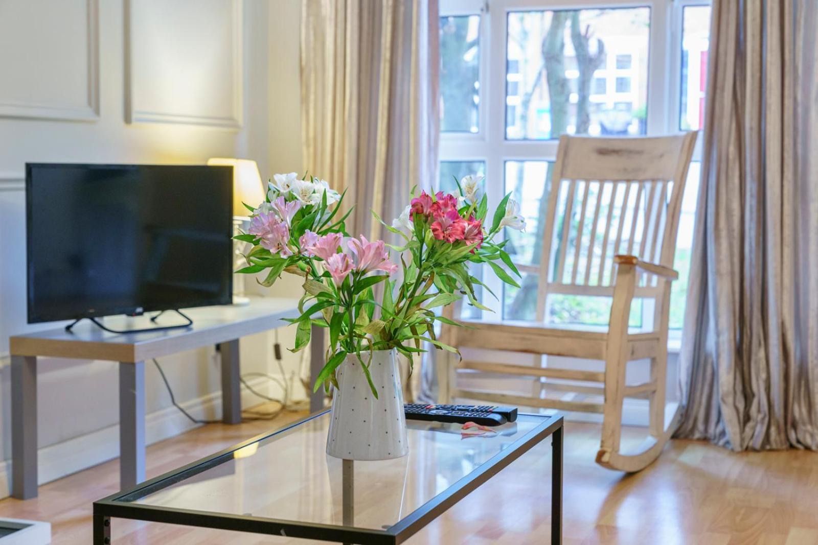 Close To City Centre Stylish 3 Bedroom House ベルファスト エクステリア 写真