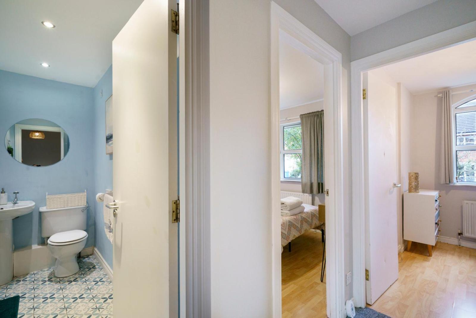 Close To City Centre Stylish 3 Bedroom House ベルファスト エクステリア 写真