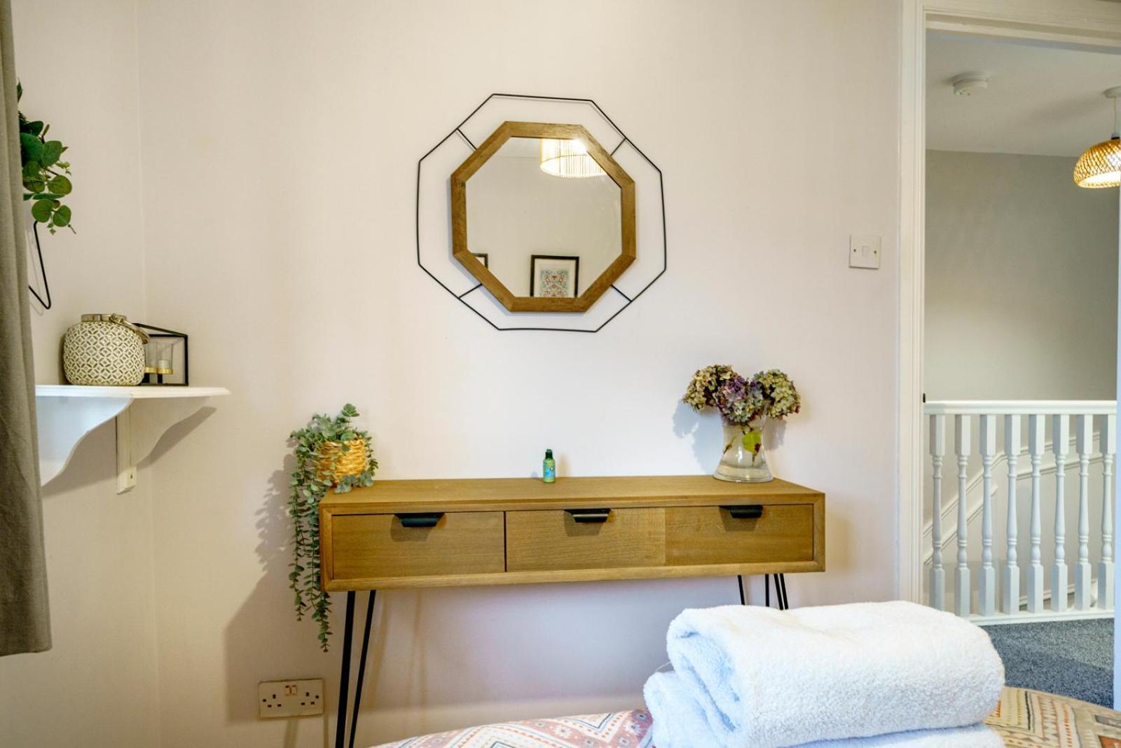 Close To City Centre Stylish 3 Bedroom House ベルファスト エクステリア 写真